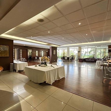 Cosmopolitan Hotel Beirut Esterno foto