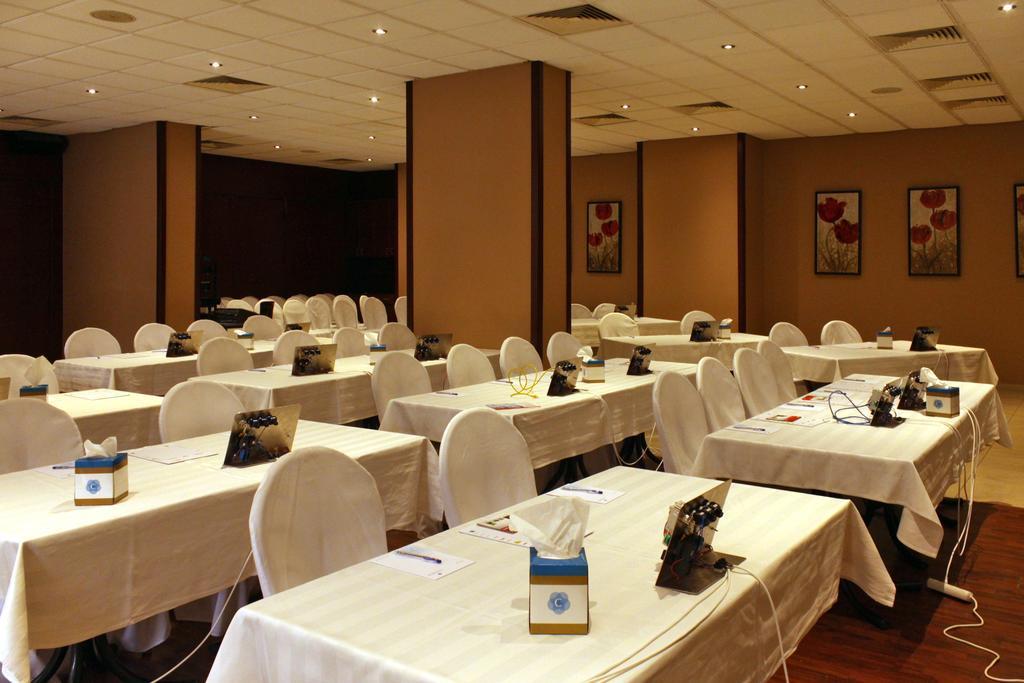 Cosmopolitan Hotel Beirut Esterno foto