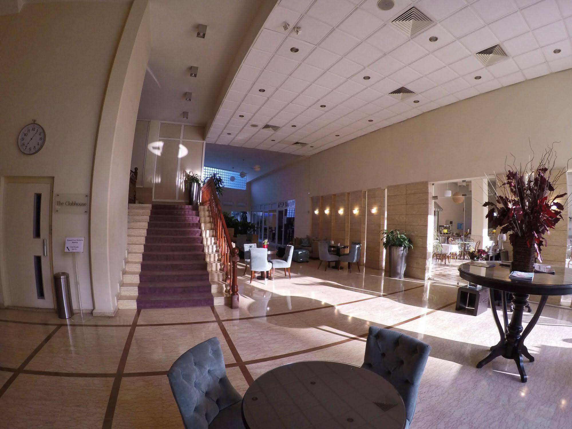 Cosmopolitan Hotel Beirut Esterno foto